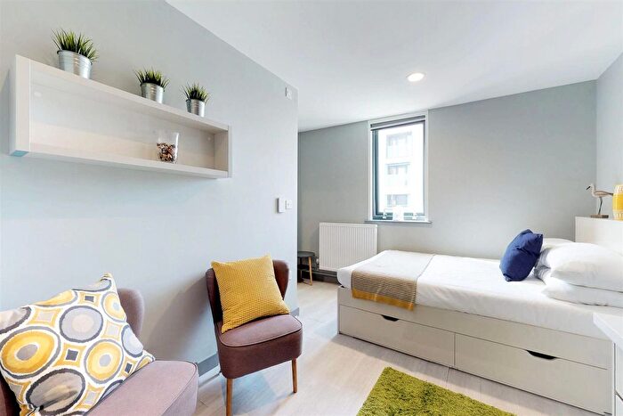 Studio To Rent In Bernard Street, Southampton, SO14