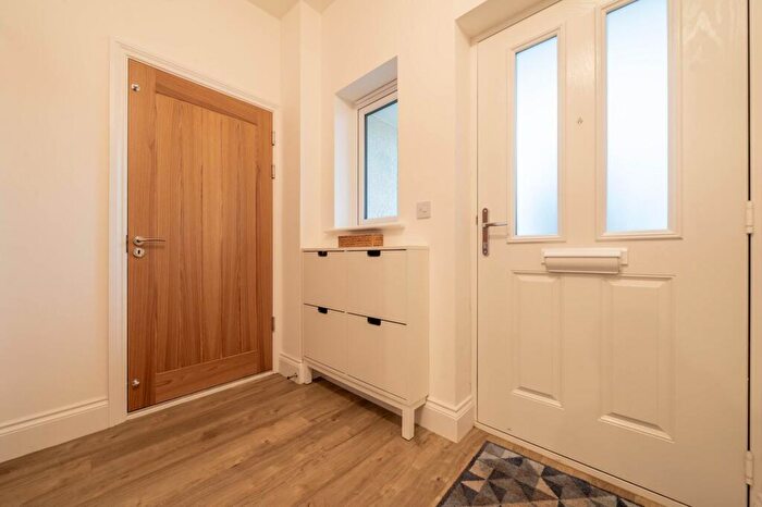 5 Bedroom Detached House For Sale In Chalk Grove, Kendal, LA9