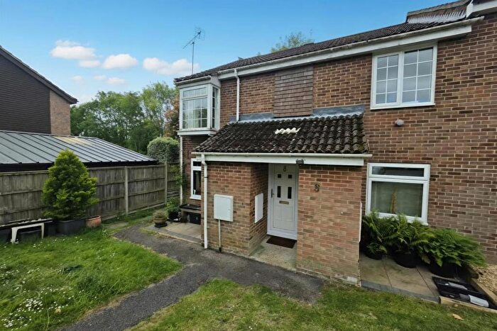 2 Bedroom Maisonette To Rent In South Millers Dale, SO53