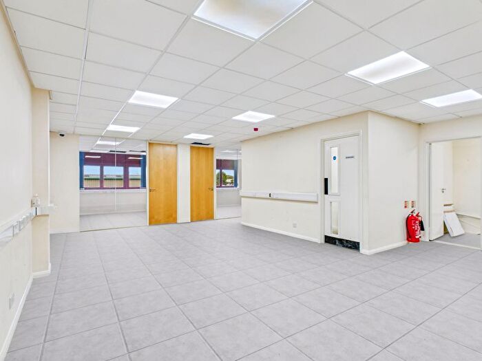 Property To Rent In Neptune Way, Rochester, ME2