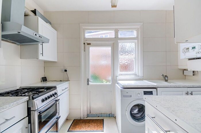 4 Bedroom Property To Rent In Longmead Road, Tooting, London, SW17