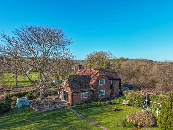 3 Bedroom Detached House For Sale In Thruxsted Lane, Chartham, CT4
