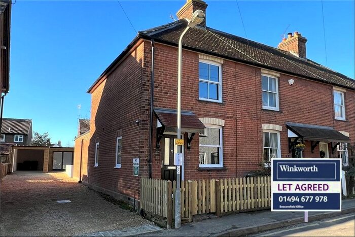 2 Bedroom End Of Terrace House To Rent In Lakes Lane, Beaconsfield, HP9