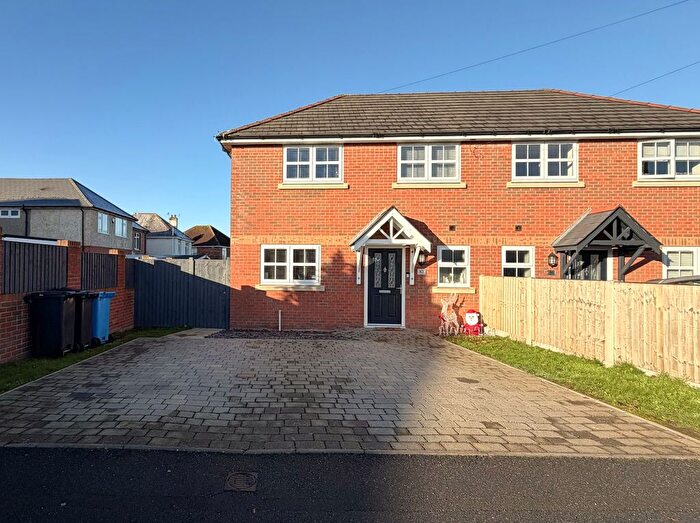 4 Bedroom Semi Detached House For Sale In Stokes Avenue, Poole, BH15