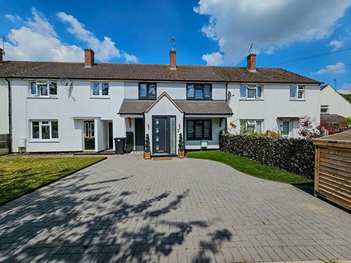 3 Bedroom Terraced House For Sale In Yew Tree Hill, Rugby, CV23