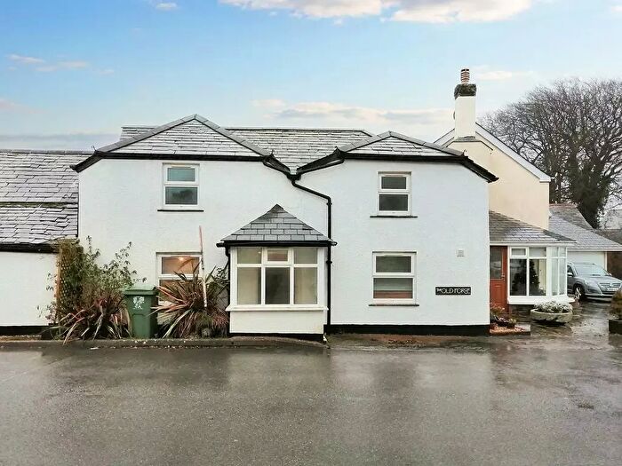 3 Bedroom Cottage To Rent In The Square, Bradworthy, EX22