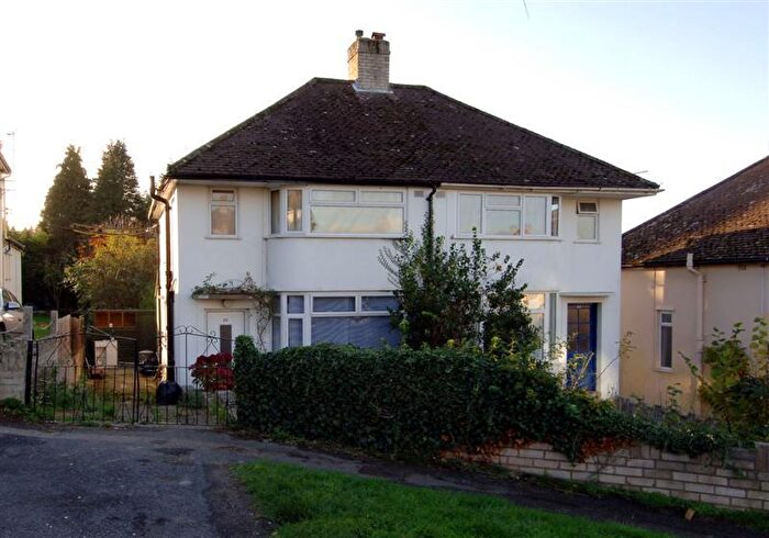 3 Bedroom Semi-Detached House To Rent In Cope Close, Oxford, OX2
