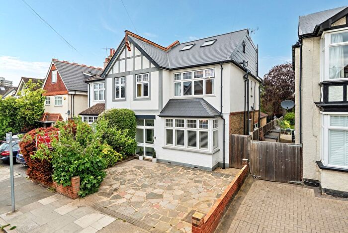 5 Bedroom Semi-detached House For Sale In Gloucester Road, Kingston Upon Thames, KT1