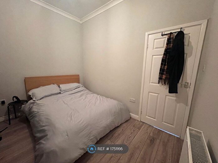 1 Bedroom Flat To Rent In Hull Road, Hull, HU13