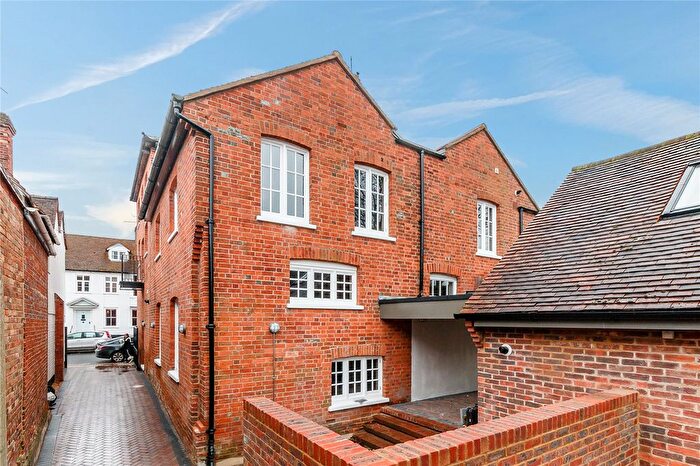 1 Bedroom Flat To Rent In Friday Street, Henley-On-Thames, Oxfordshire, RG9