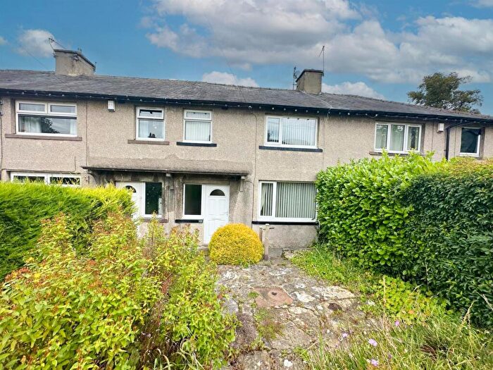 3 Bedroom Town House For Sale In Stone Grove, Steeton, BD20