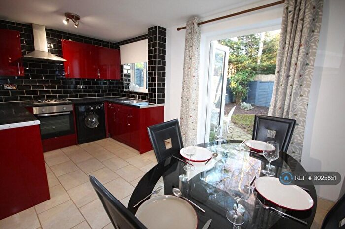 3 Bedroom Semi-Detached House To Rent In Kelstern Close, Lincoln, LN6