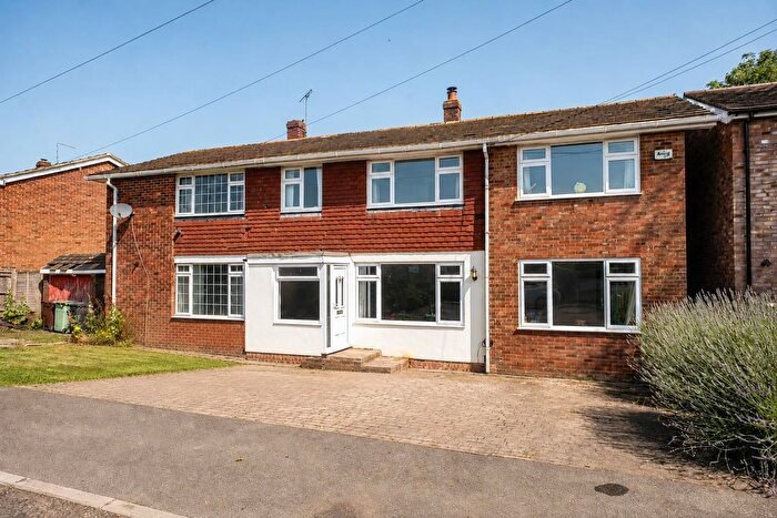 4 Bedroom Semi Detached House For Sale In Bell Lane, Staplehurst, Tonbridge, TN12