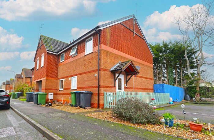 2 Bedroom Terraced House For Sale In Pear Tree Gardens, Market Harborough, LE16