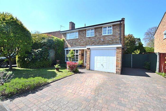 4 Bedroom Detached House For Sale In Woodleigh, Fleet, GU51