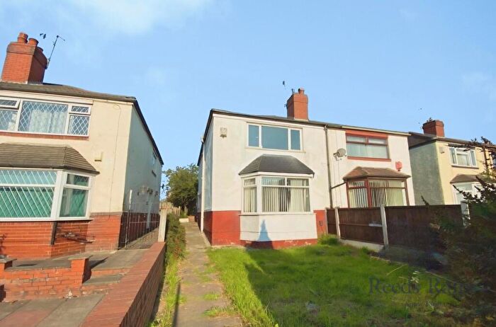 2 Bedroom Semi-Detached House To Rent In Liverpool Road, Newcastle, Staffordshire, ST5