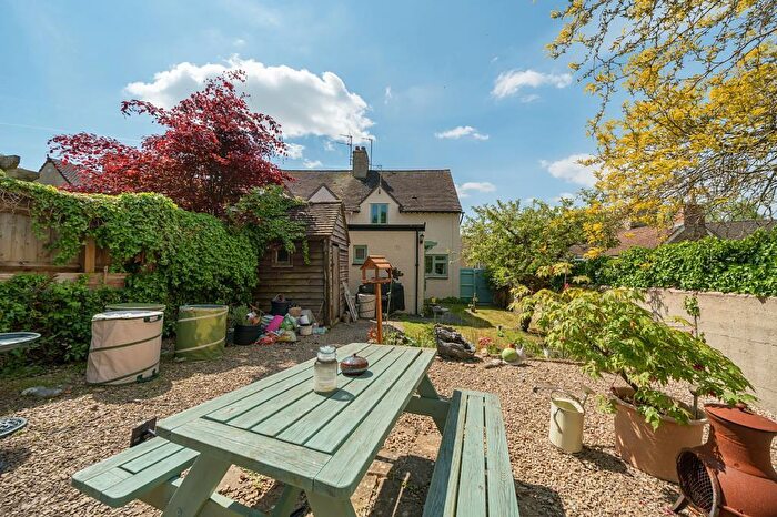 2 Bedroom Semi-Detached House For Sale In Bladon, Oxfordshire, OX20