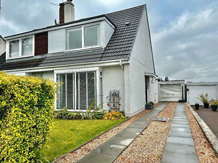 3 Bedroom Semi-Detached House For Sale In Peathill Avenue, Chryston, Glasgow, G69