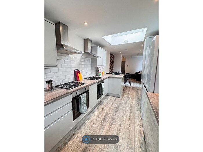 8 Bedroom Terraced House To Rent In Margate Road, Southsea, PO5
