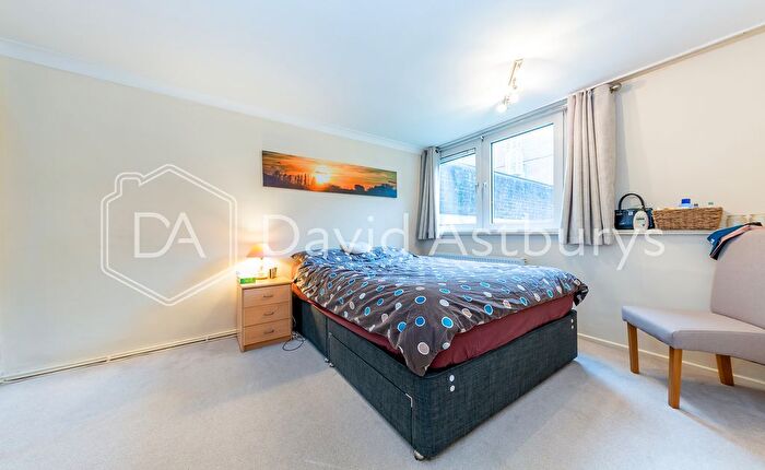 1 Bedroom Flat For Sale In Haverstock Road, Kentish Town, London, NW5