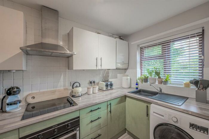 2 Bedroom End Of Terrace House To Rent In A Mamble Road, Wollaston, DY8