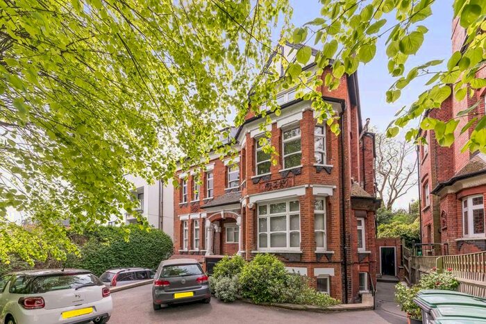 2 Bedroom Flat To Rent In Stanhope Road, London, N6