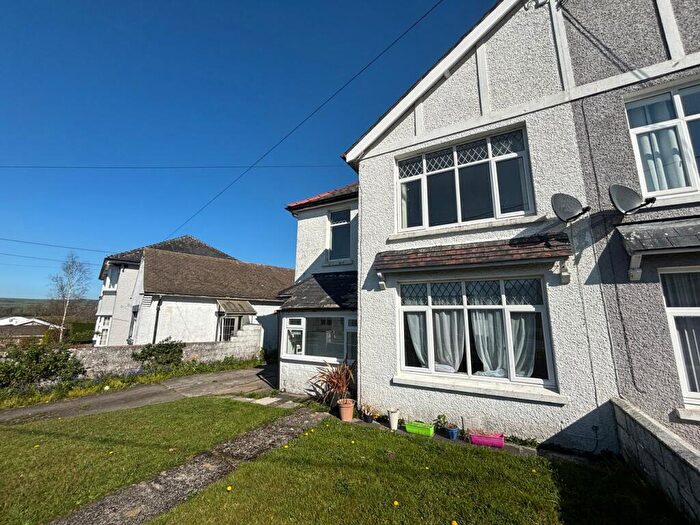 3 Bedroom Semi-Detached House For Sale In ., Llanybydder, SA40