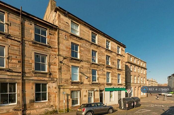 2 Bedroom Flat To Rent In Edinburgh, Edinburgh, EH3