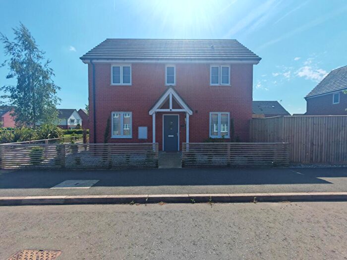 3 Bedroom Semi-Detached House For Sale In Gordon Geddes Way, Crewe, CW1