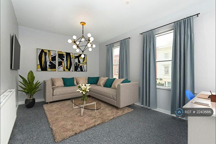 3 Bedroom Terraced House To Rent In City Road, Bristol City Centre, BS2