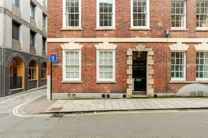 2 Bedroom Apartment To Rent In Taylors Bank - City Centre, BS1
