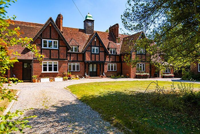 3 Bedroom Terraced House For Sale In Lilystone Close, Stock, CM4