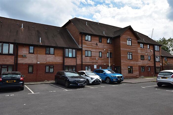 1 Bedroom Flat To Rent In Philpots Close, West Drayton, UB7