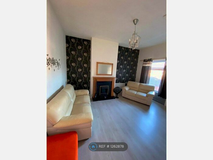 1 Bedroom Flat To Rent In Sutton, St. Helens WA9