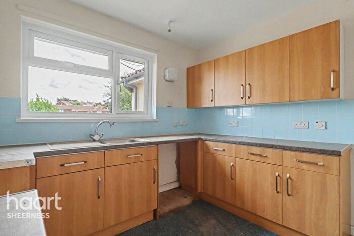 2 Bedroom Apartment For Sale In Rectory Road, Sittingbourne, ME10