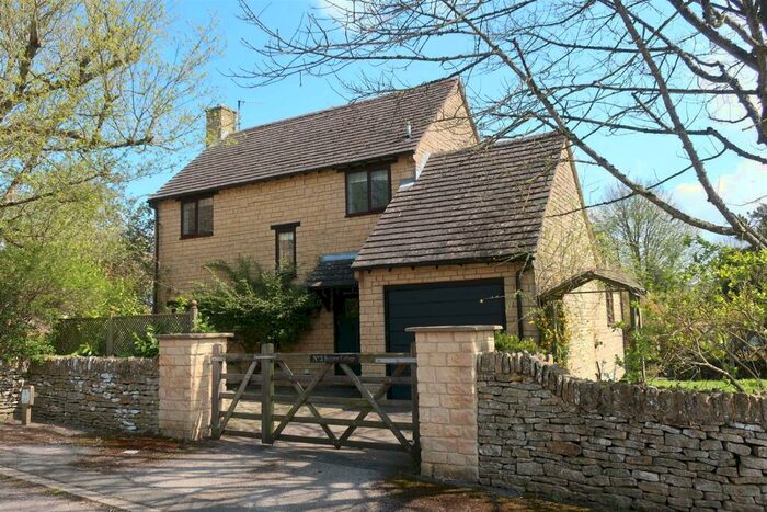 3 Bedroom Detached House To Rent In St. Marys Close, Lower Swell, Cheltenham, GL54