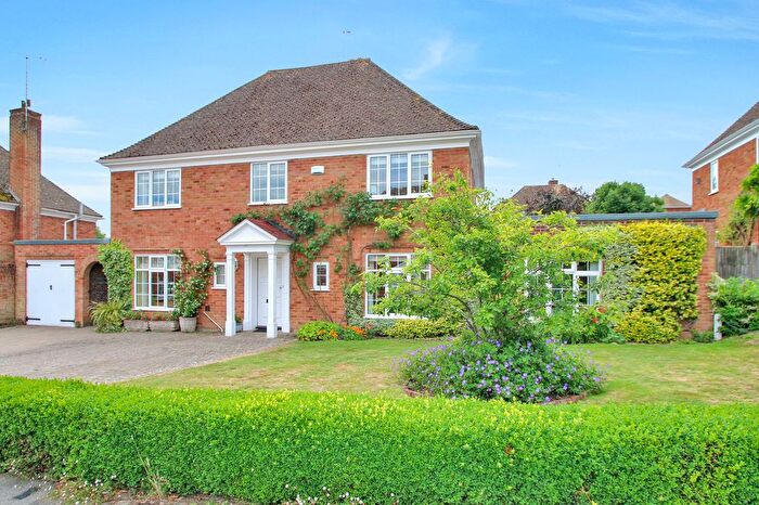 4 Bedroom Detached House For Sale In Eastgate Road, Tenterden, TN30