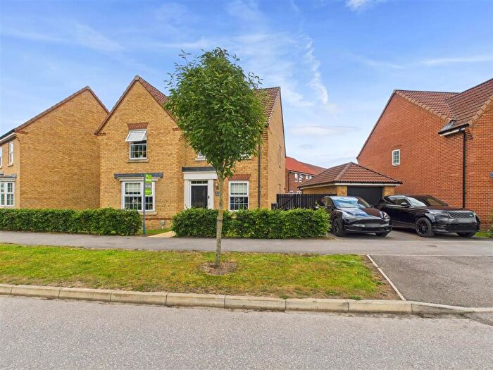 4 Bedroom Detached House For Sale In Greenfield Avenue, Hessle, HU13