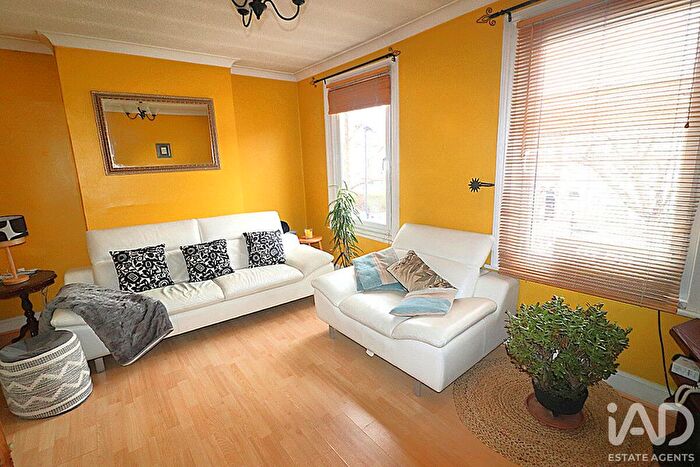 1 Bedroom Flat For Sale In Argyle Road, London, N17