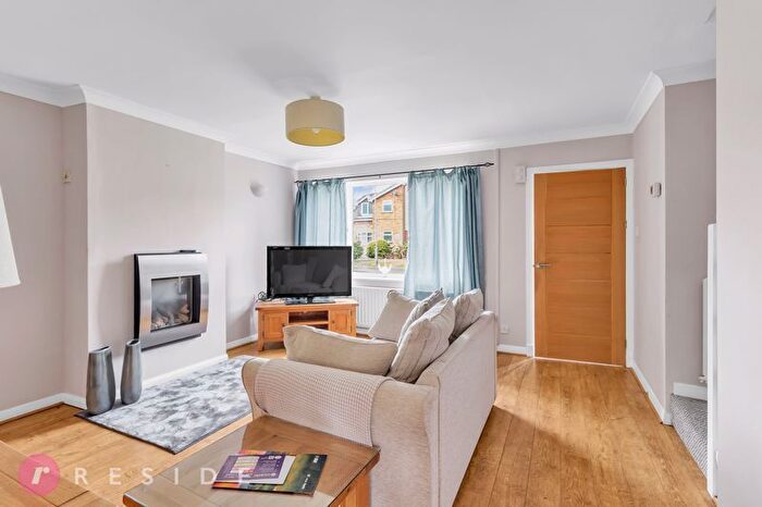 4 Bedroom Detached House For Sale In Tern Close, Bamford, Rochdale, OL11