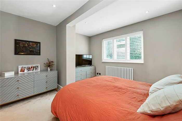 5 Bedroom Detached House To Rent In Lovelace Drive, Woking, Surrey, GU22