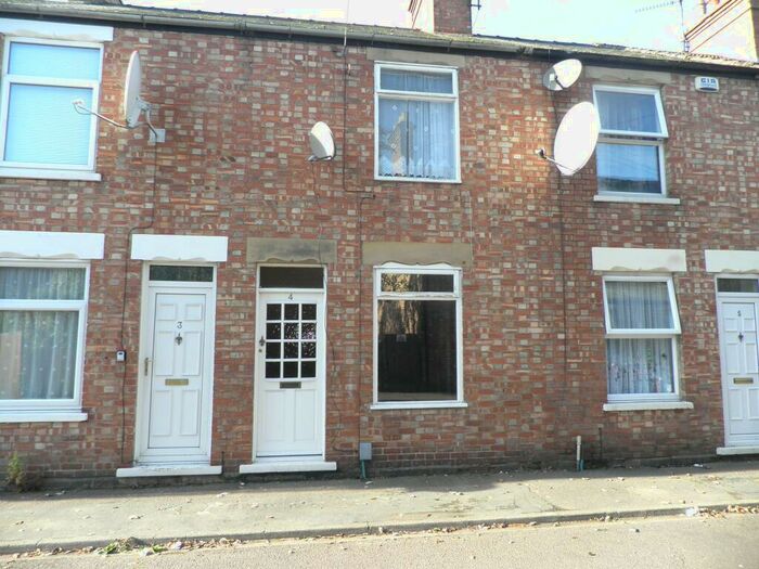 2 Bedroom End Of Terrace House To Rent In Clarence Road, Wisbech, PE13