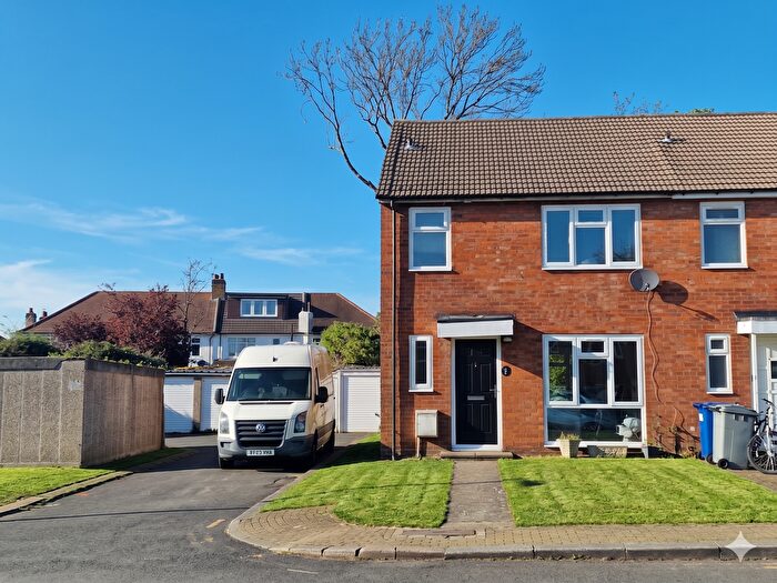 3 Bedroom Terraced House To Rent In Colin Drive, London, NW9
