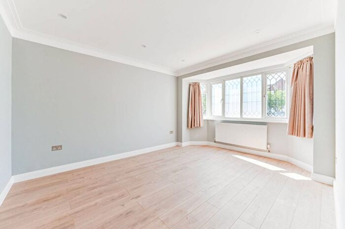 3 Bedroom Property To Rent In Overdale Avenue, New Malden, KT3