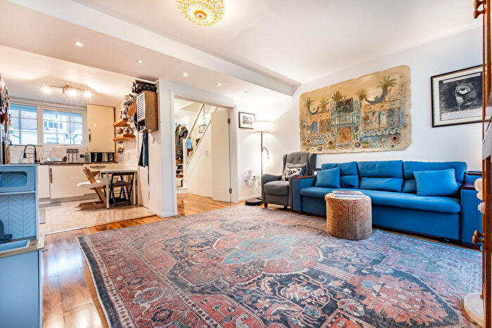 3 Bedroom Flat For Sale In Randolph Gardens, London, NW6