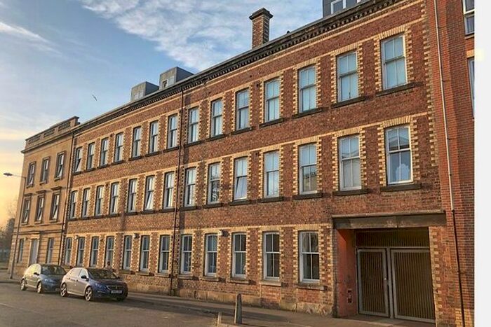 1 Bedroom Flat To Rent In Mcphail Street, Glasgow, G40