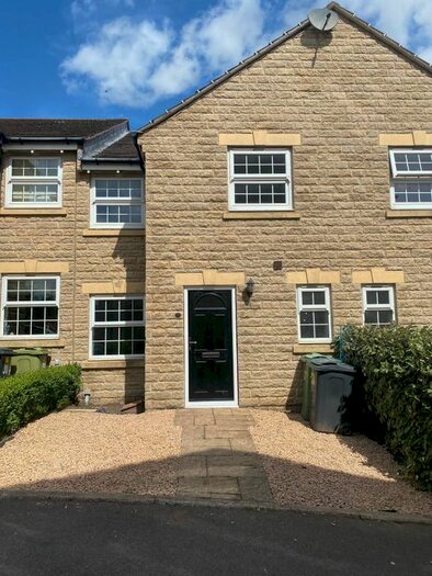 2 Bedroom Terraced House To Rent In Gardeners Walk, Skelmanthorpe, Huddersfield, West Yorkshire, HD8