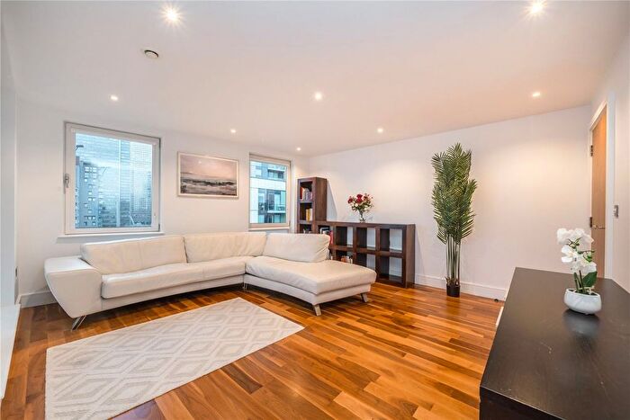 3 Bedroom Flat For Sale In Indescon Square, London, E14