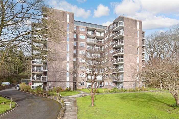 1 Bedroom Flat For Sale In London Road, Patcham, Brighton, East Sussex, BN1