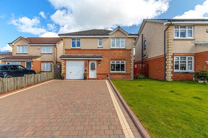 3 Bedroom Detached House For Sale In Levern Bridge Court, Crookston, Glasgow, G53